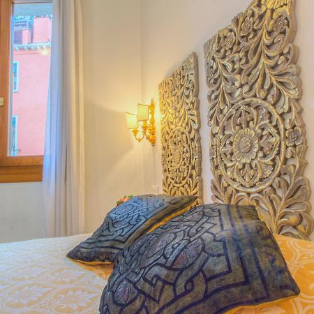 Residenza De L'Osmarin Suites Venice Room photo
